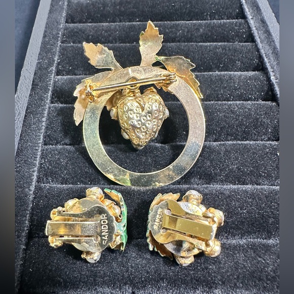 🚨RARE🔥: Vtg Sandor Pearl Cluster Accent Brooch & Earring Set - Picture 8 of 12